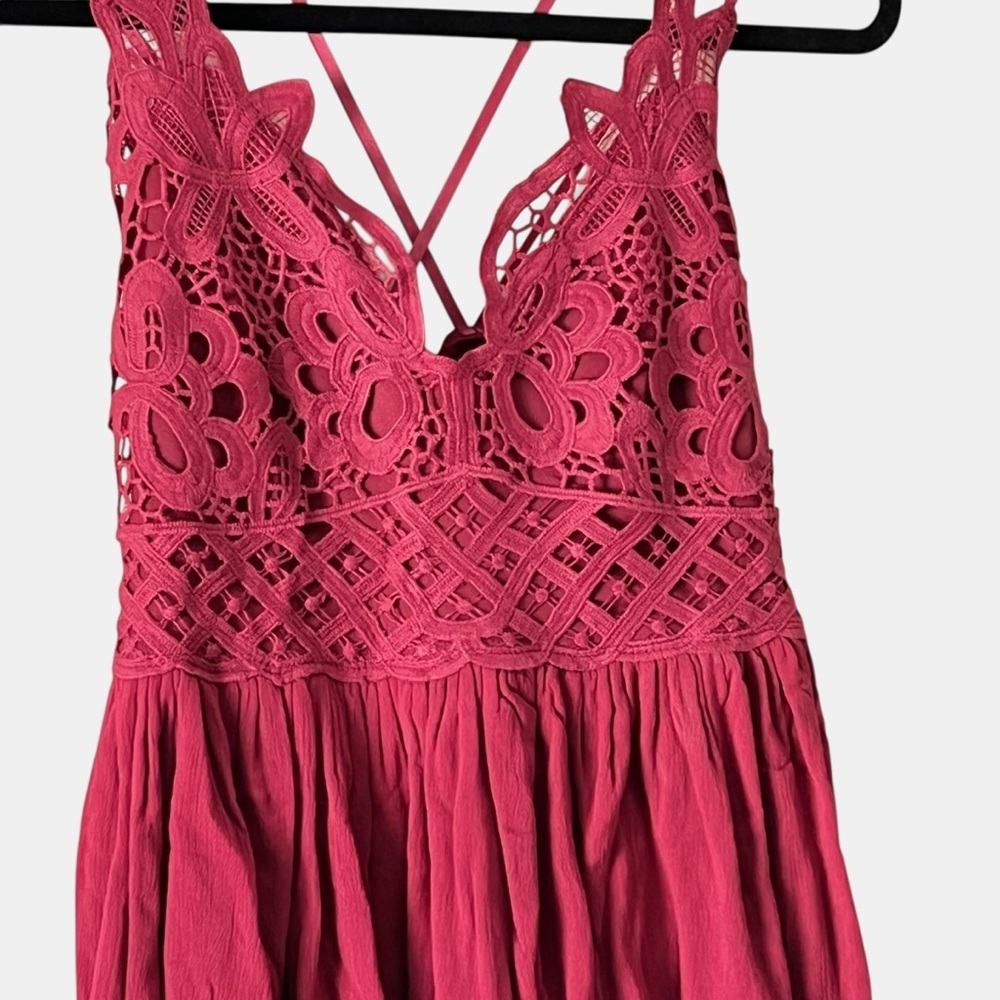Zaful Rasberry Lace-Trim Tiered Cami - Picture 4 of 9